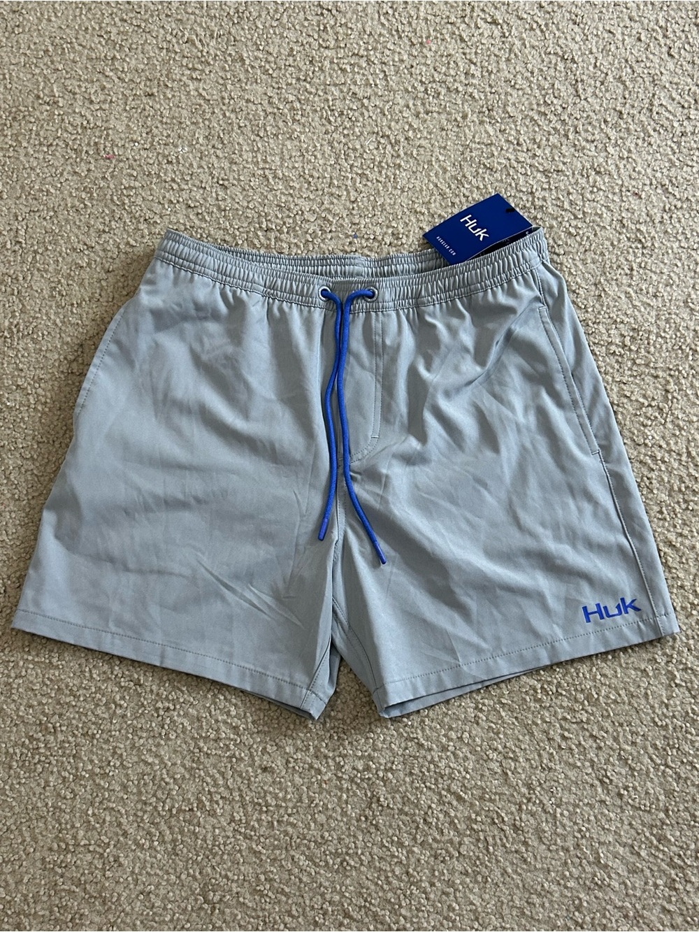 Men’s Huk Pursuit Volley Swim Fish Shorts 5.5” Gray Sz Small NWT - Picture 6 of 6